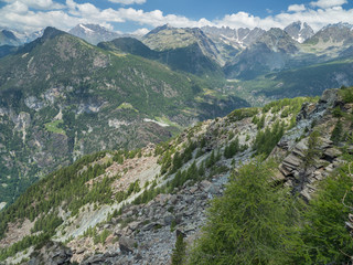 Fototapeta na wymiar Mountain landscape of Italian Alps near Sondrio