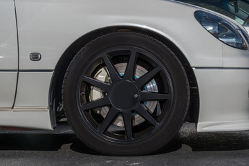 車のホイールとタイヤ　old  Wheel of the car