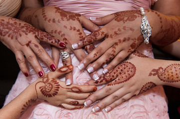 Henna designs for brides and guests