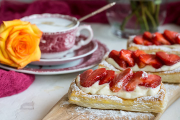 airy cake with cream and strawberries