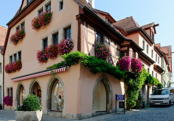 Colorful building, Rothenburg ob der Tauber, Bavaria, Germany - 310021541