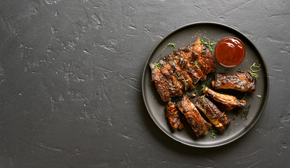 Spicy hot grilled spare ribs - obrazy, fototapety, plakaty