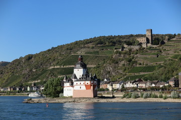 Fototapeta na wymiar Burg Pfalzgrafenstein bei Kaub , Mittelrhein