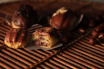 eclair chocolate