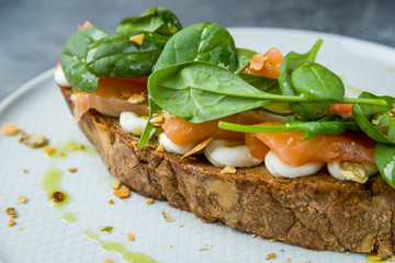 Bruschetta with salmon and cheese