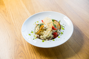 risotto with cheese, mushrooms and spices