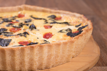 cheese, tomato and tomato quiche