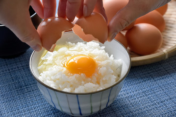 卵かけごはん　 Egg over rice