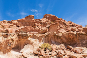 Fototapeta premium Eroded rocks at laguna negra in Bolivia