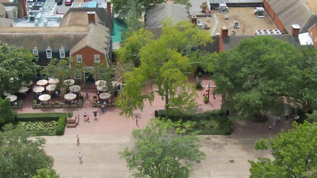 Aerial: Establishing shot of the town of the colonial town of Williamsburg, a town that played a significant part in the american revolution. Virginia, USA. 10 August 2019