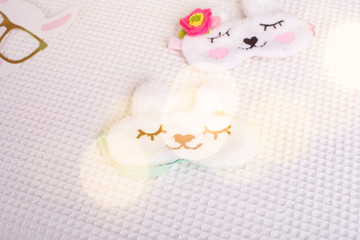 Beautiful and delicate sleep masks, baby and funny plush sleep masks. party