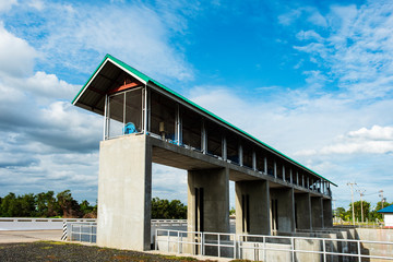 Small sluice, water barrier gate.