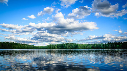 Fototapeta premium Le lac de Padasjoki