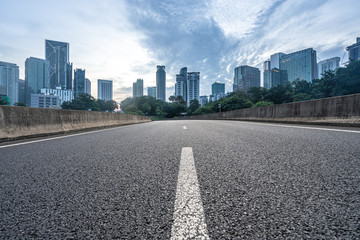 Fototapeta premium road to the city