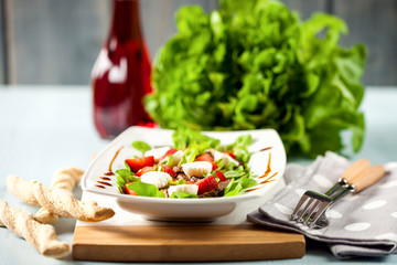 Original meat, strawberry and mozzarella salad
