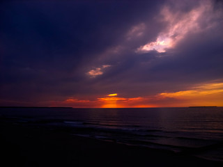 Obraz premium Sunset by the sea