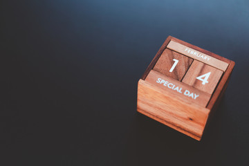 day and month of special day of year fill into wooden cube calendar