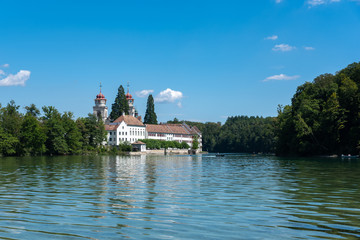 Obraz premium Rhine with monastery Rheinau in Switzerland