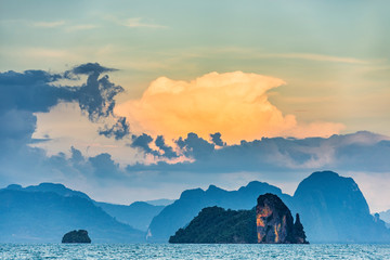 Phang Nga bay bei Koh Yai Noi in Thailand