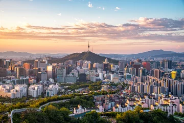 Foto op Plexiglas De skyline van de binnenstad van Seoul in Seoel, Zuid-Korea. © Atakorn
