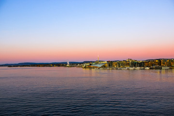 Obraz premium Oslofjord and Oslo skyline at sunrise, Norway