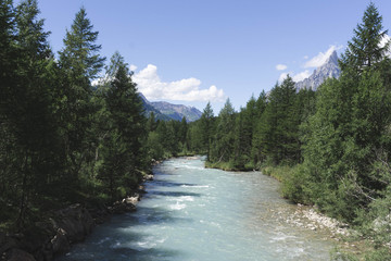 Fototapeta na wymiar wallpaper, nature, alps, italian alps, mountains, lake, river
