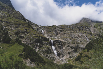 Fototapeta na wymiar wallpaper, nature, alps, italian alps, mountains, whaterfaal