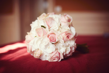 Bouquet of white and pink roses