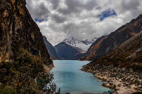 steinige Berglandschaft in den tiefen Anden von Peru S&uuml;damerika