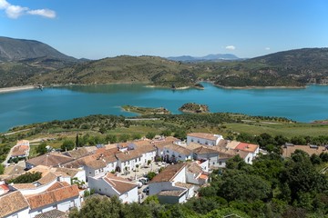Fototapeta na wymiar Water reservoir near Zahara de la sierra white village in Andalusia, Spain
