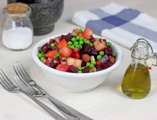 vegan beetroot salad with fresh green peas and pickles