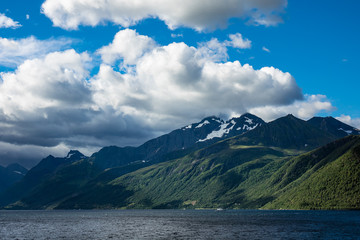 Blick auf den Storfjord in Norwegen