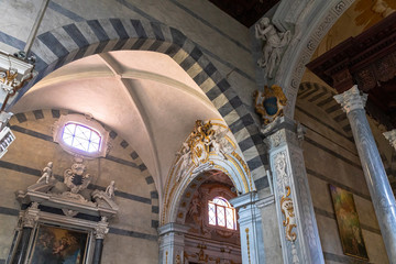 One of many churches of Lucca, Italy. - 310291326