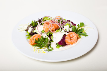 Mixed salad with salmon