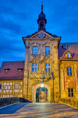 Obraz premium The historic Altes Rathaus of Bamberg in Bavaria, Germany, at night
