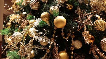 クリスマス　ゴールド