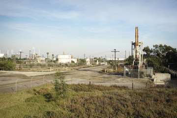 Fototapeta na wymiar Oil field in Long Beach California