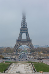 PARIS LA TOUR EIFFEL