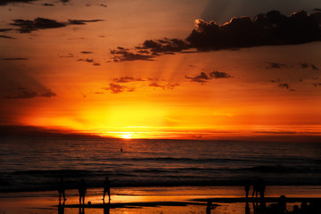 Un atardecer en la playa