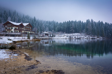 Fototapeta na wymiar Hintersee im Winter