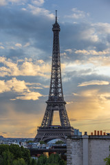 Fototapeta na wymiar PARIS LA TOUR EIFFEL