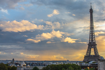 Obraz premium PARYŻ WIEŻA EIFFLA