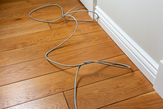 connecting patch cord on the parquet