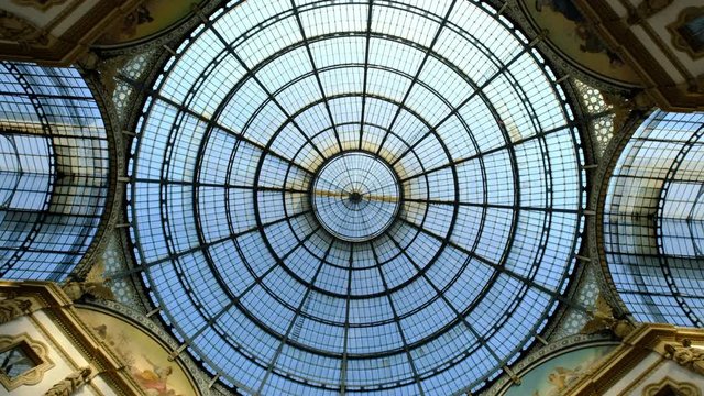 Galleria Vittorio Emanuele. Milan, Italy