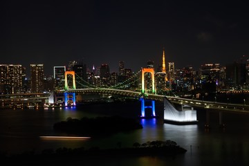 Fototapeta na wymiar bridge at night. Rainbow Bridge In Tokyo.