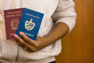 Official Cuban and Italian passport