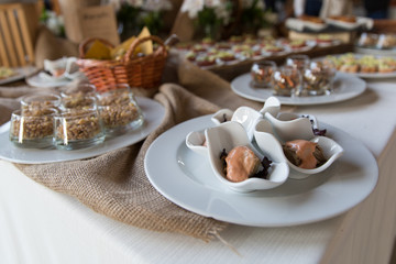 Tavolata con antipasti vari