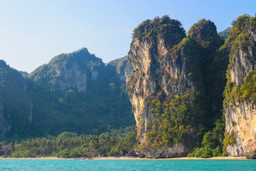 Obraz na płótnie Canvas tropical paradise island and clear blue sea at Krabi Thailand