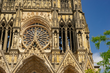 Fototapeta na wymiar Cathedral Notre Dame in Reims, France