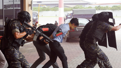 Airport anti-terror excercise for safety